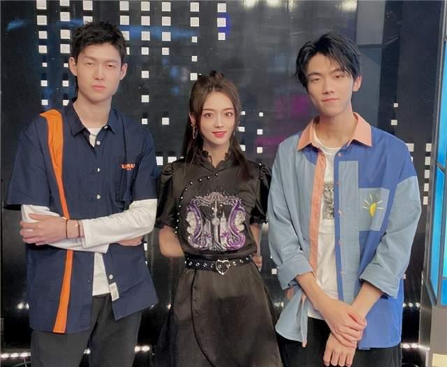 灵儿吃瓜陈泽,揭秘娱乐圈背后的故事