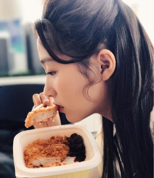 明星吃瓜的食物,美食背后的娱乐风云